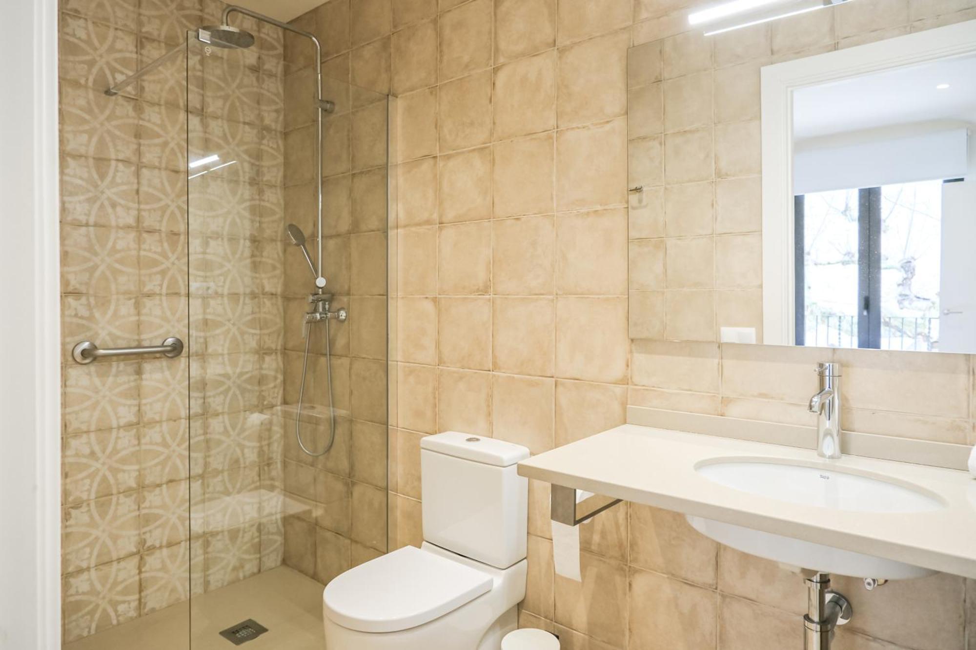 Can Cintet 1 Apartamento En La Plaza De Besalú Buitenkant foto